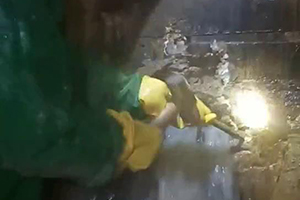西宁消防水池堵漏施工视频